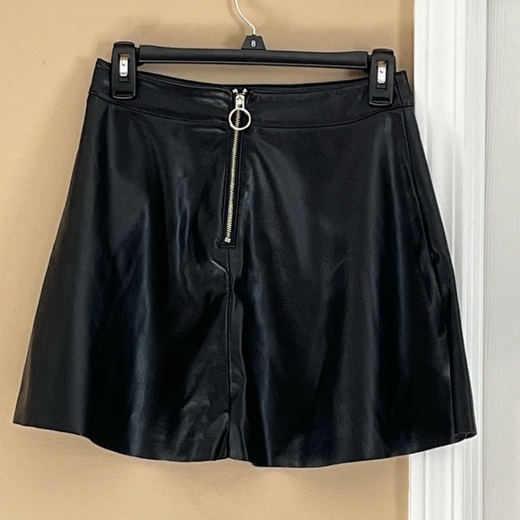 H&M Dresses & Skirts - Divided by H&M Faux Leather Front Zip Mini Skirt
